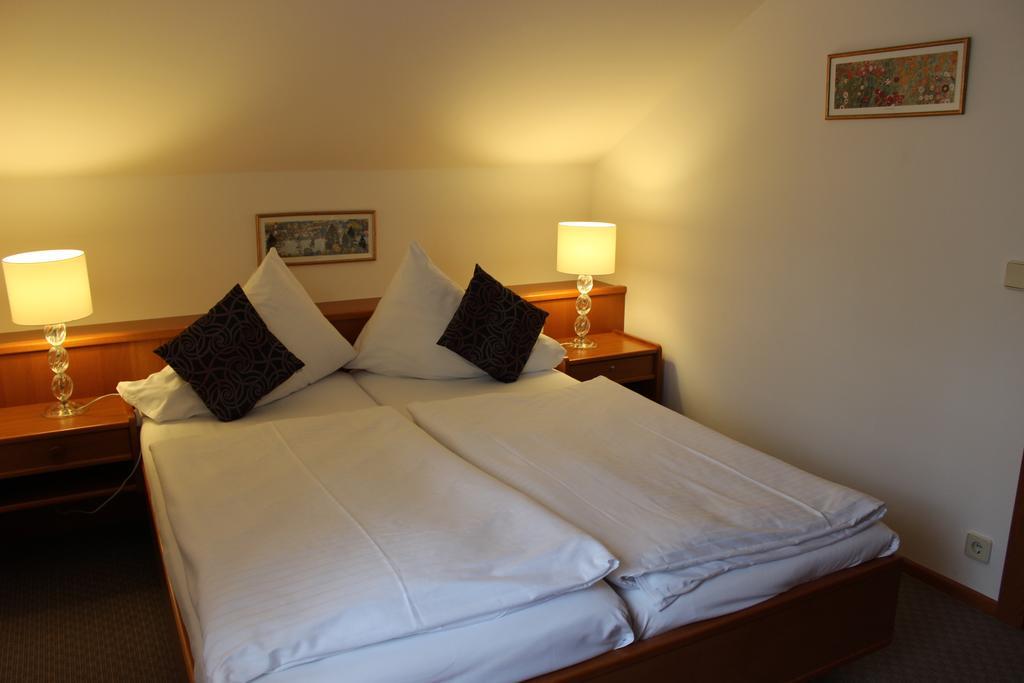 Seehotel Paulitsch Velden am Wörthersee Zimmer foto